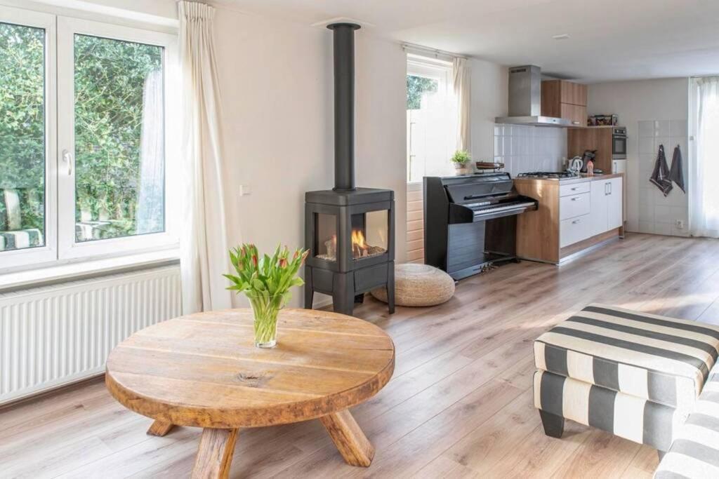 Вилла Klaproos Bergen Nh Экстерьер фото